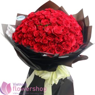99 red roses bouquet free delivery to Vietnam