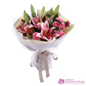 Order pink lily bouquet online