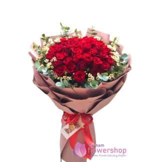 Valentines day red roses delivery Vietnam
