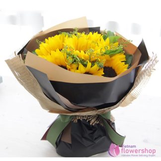 Order beautiful sunflowers delivery to your girlfriends in Vietnam