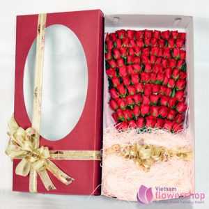 Box of 99 red roses delivered Vietnam