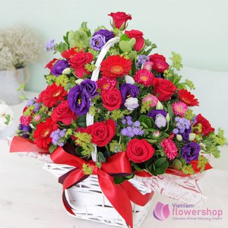 Flower basket for girlfriend in Vietnam