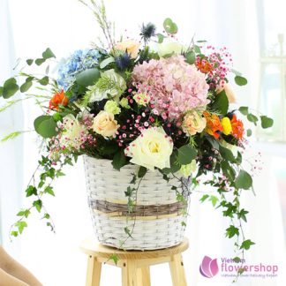 Flowers arrangement for birthday in Haiphong