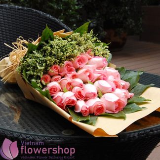 Beautiful flowers for your girlfriend in Vietnam