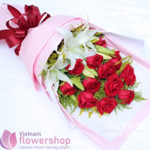 Happy birthday flowers for your love