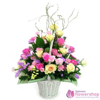 Lovely flower arrangement delivery Vietnam