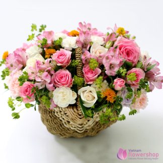 Mixed flower arrangement delivery Nha Trang