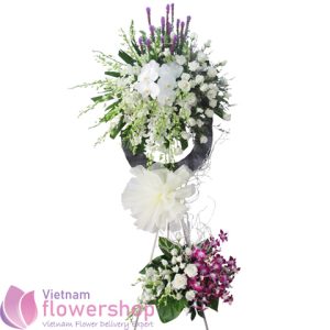 Order sympathy and funeral flowers online