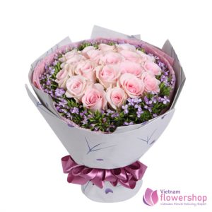 Pink roses for Happiness day in Hanoi