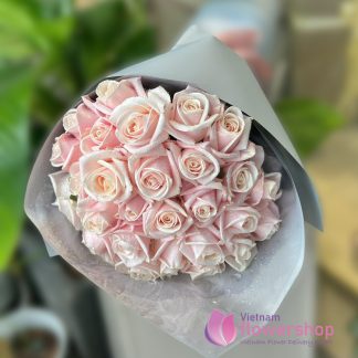 Order pink rose in Vietnam flower shop