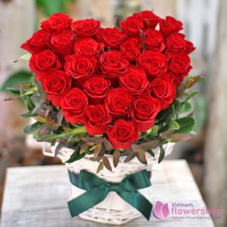 Order red rose heart shaped delivery Vietnam same day