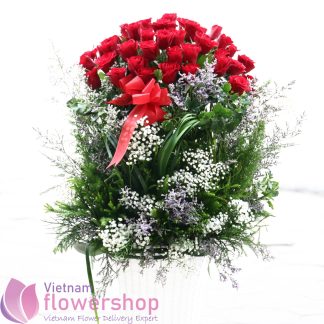 Red rose basket delivery to Vietnam