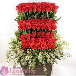 Roses basket to Vietnam online
