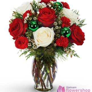 Vietnam Christmas White And Red Roses in Vases