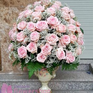 Vietnam florist pink roses senior vase
