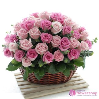 Flower arrangement delivery in Hanoi